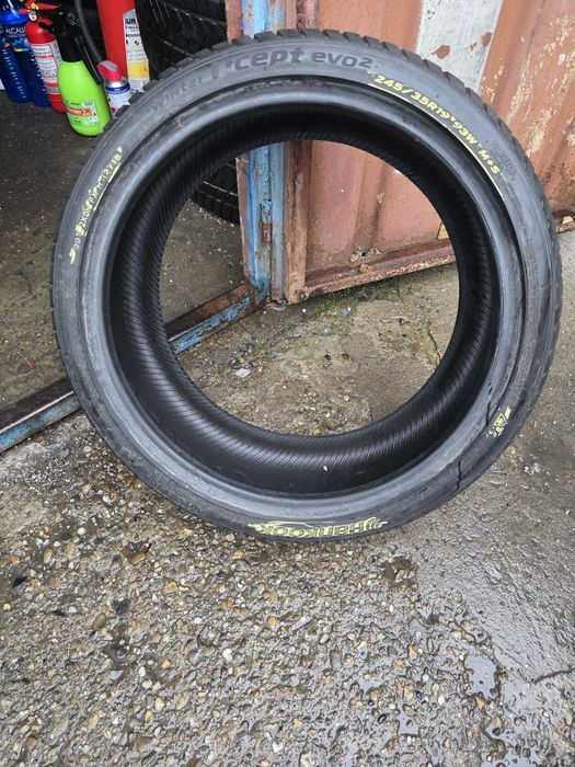 Anvelope  245.35.19 Hankook Profil 7,5 mm  An 2018