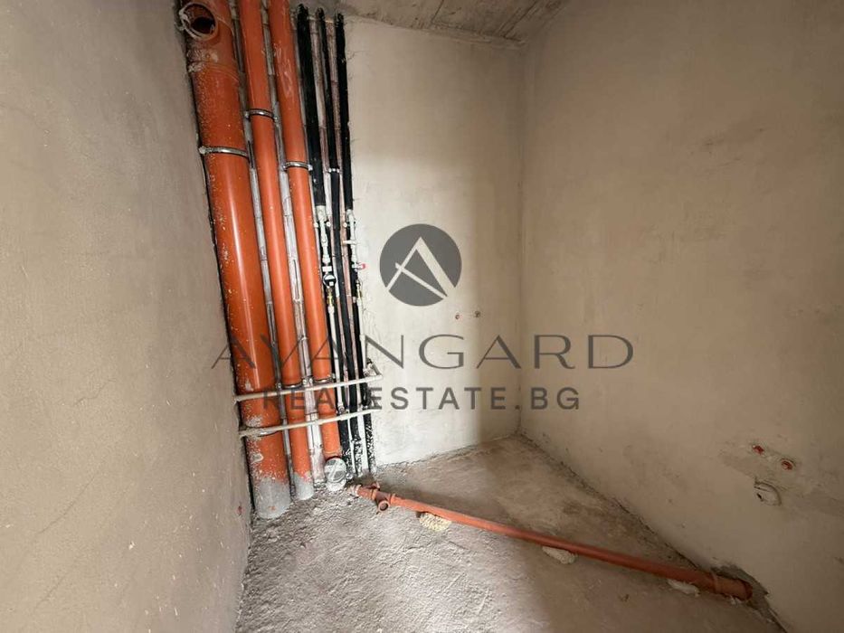 Продава се Тристаен апартамент в Пловдив, Тракия - 95 кв.м за 871 €/кв.м - Снимка #6