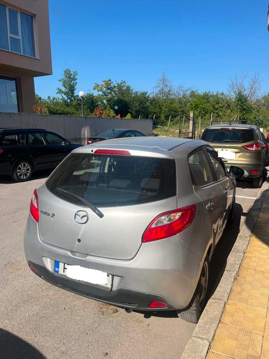 Mazda 2 2008 бензин