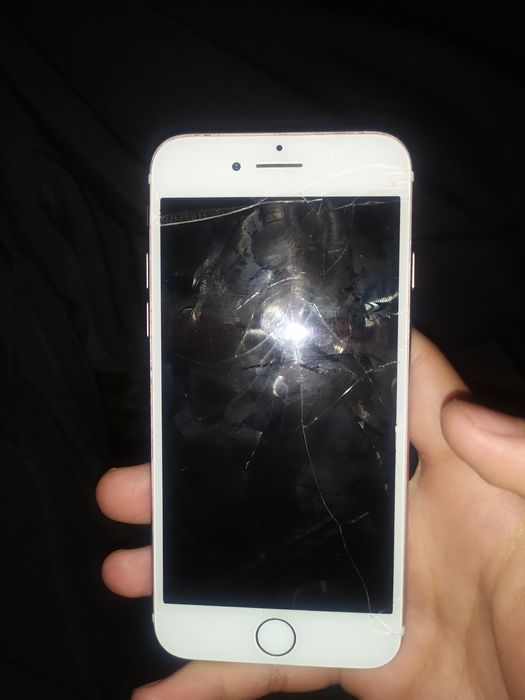 продаеться iPhone 7 256gb