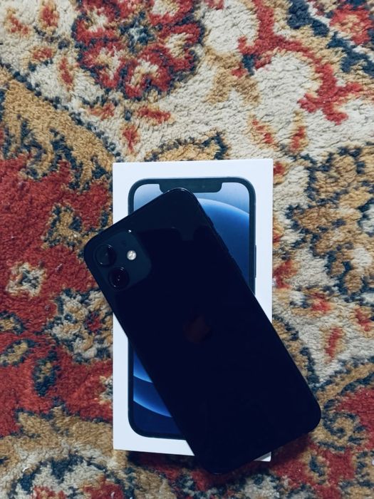 iPhone 12 хорошем состояний