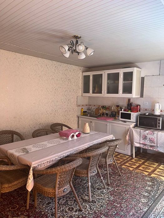 Shayxantohur tumanida uy sotiladi