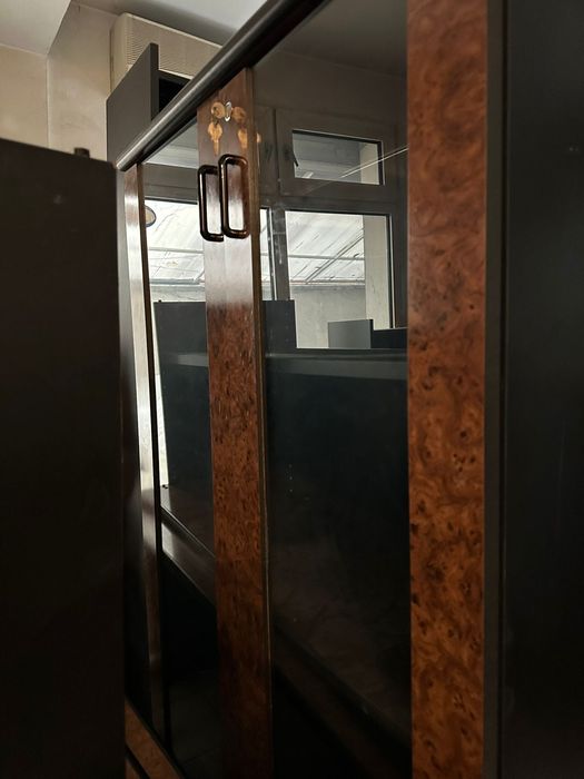 Мебели - бюра и шкафове