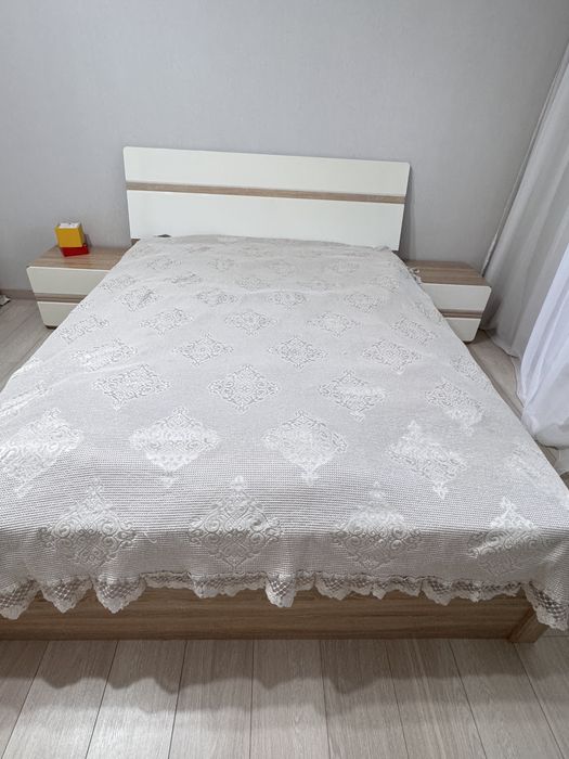 Спальный гарнитур.срочно.торг.