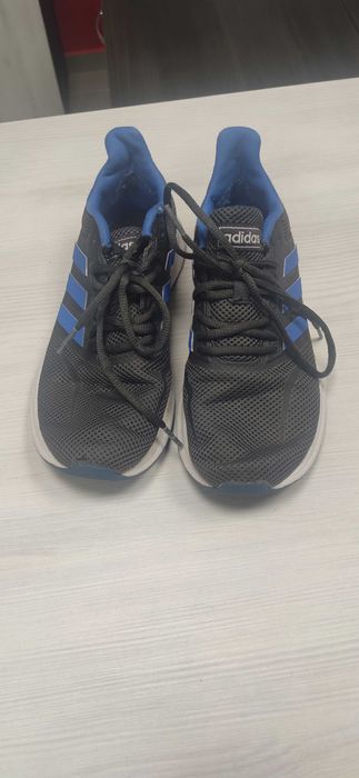 Детски маратонки и боти