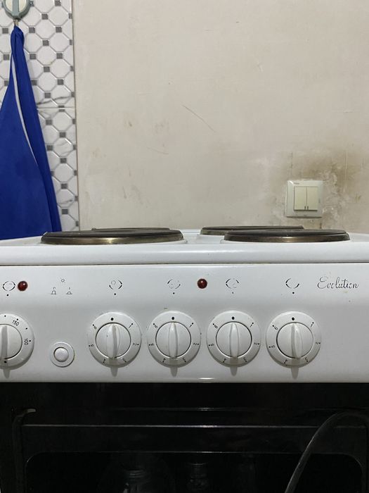 Продам электро плиту состояние хорошее