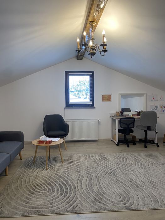 Pernă mare cameră copii . SPAȚIU DE ÎNCHIRIAT 50m2