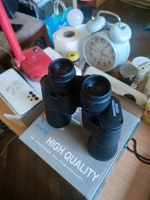 Vând binoculars WATERPROOF20×50 HIGH QUALITY