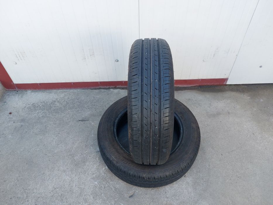 75 lei bucata! Doua anvelope de vara 175 65 15 Bridgestone ! 7 mm