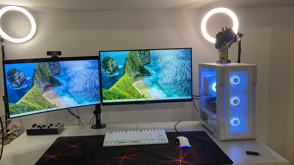 ПЪЛЕН ГЕЙМИНГ СЕТЪП – ГОТОВ ЗА ИГРА