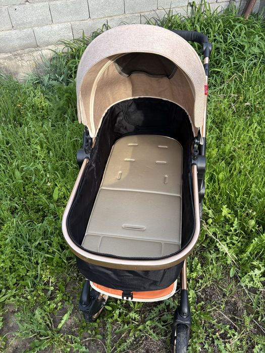 Продам коляску для новорождённого