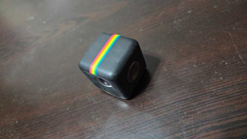 Polaroid Cube+ Wi-Fi екшън камера + 8GB Polaroid microSD