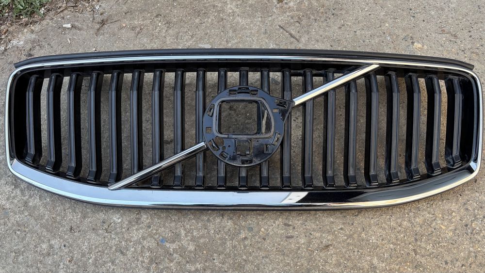 Решетка за Volvo XC60