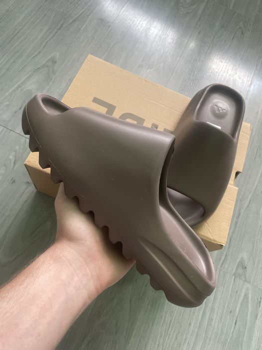 Yeezy Slides Maro