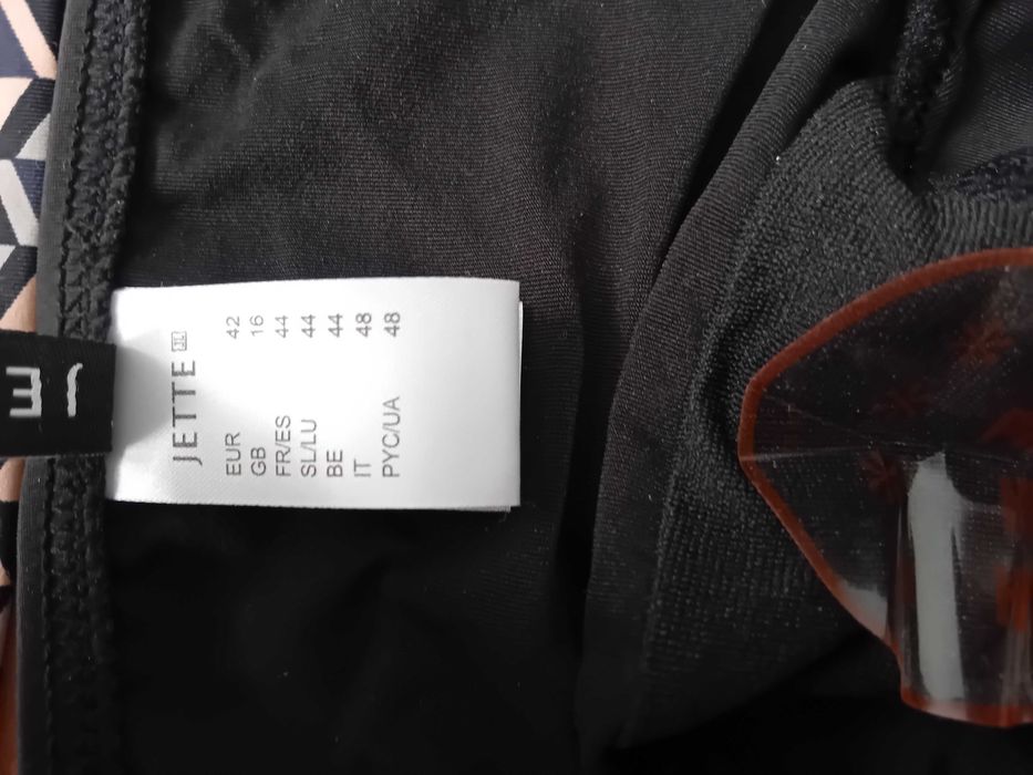 4бр. /Roxy/Esprit бански