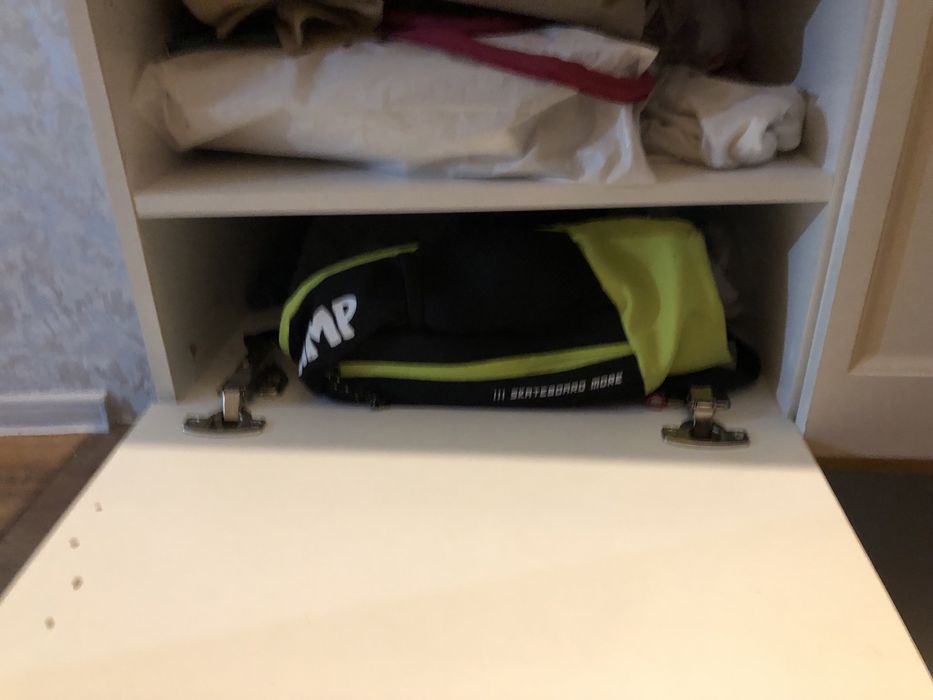 тв шкаф ұсталынған