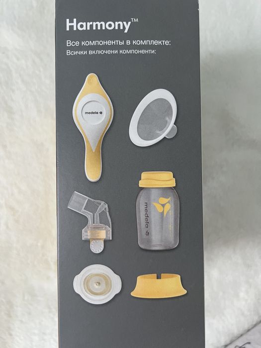 Ръчна помпа за кърма Medela Harmony + подарък