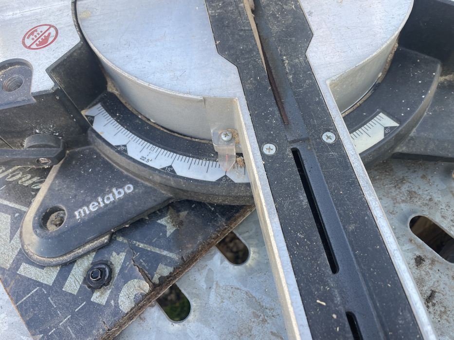 Настолен циркуляр МЕТАБО