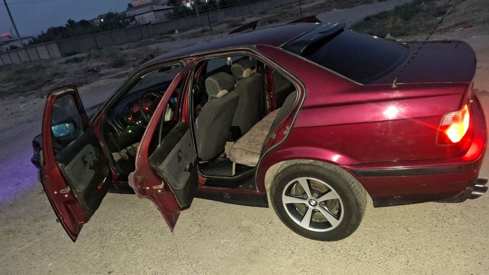 Продам BMW E36 M50