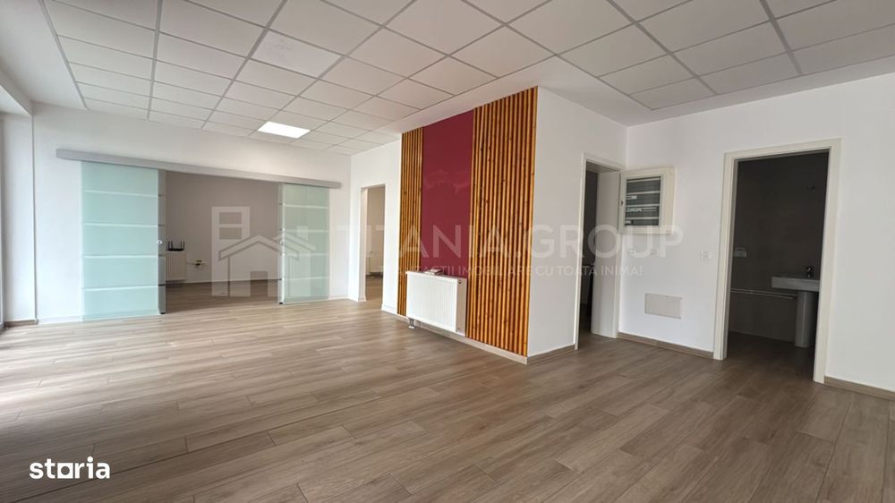 Spațiu comercial Kasper Coresi 100 mp, terasă 35mp