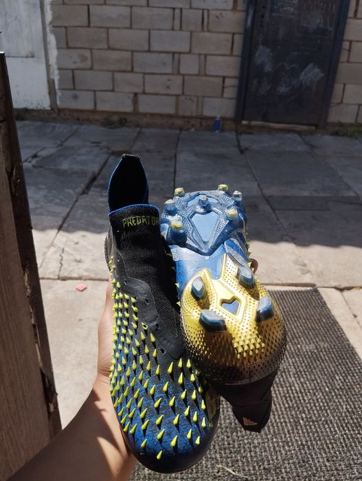 Продам бутсы срочно