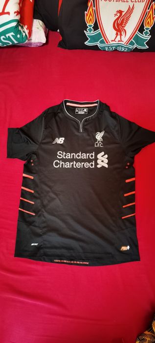 Ливърпул тениска (размер S)