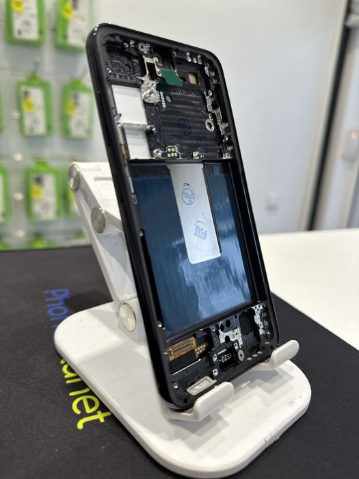 Дисплей за Samsung Galaxy S20/ S21/ S22 / S23