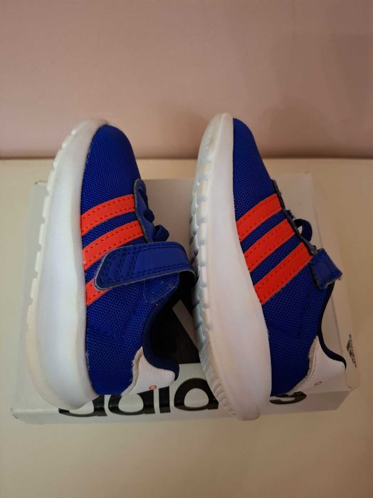 Маратонки Adidas 21 номер