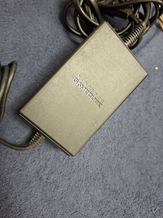 Nintendo Gamecube power supply ac Adapter DOL-002 EU