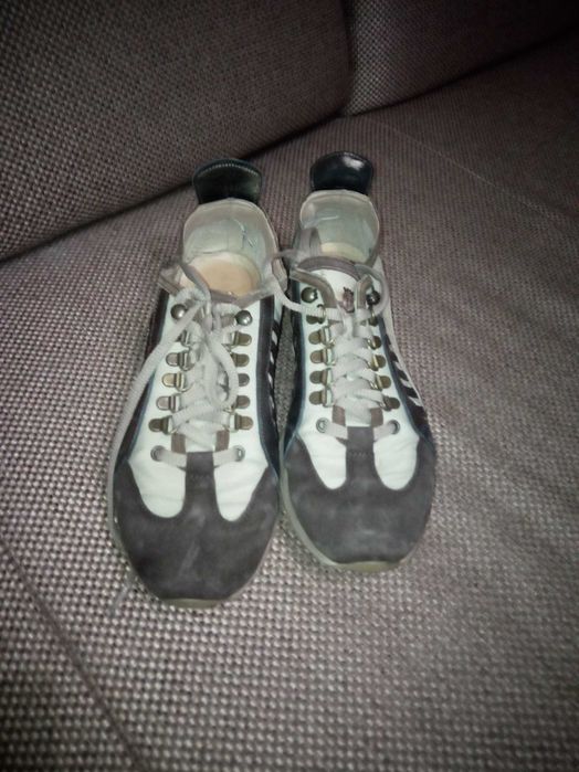 Мъжки маратонки,запазени