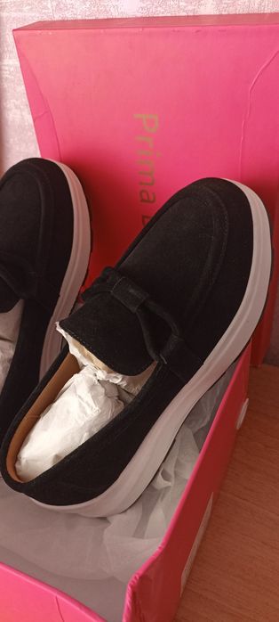 Продам  новые лоферы