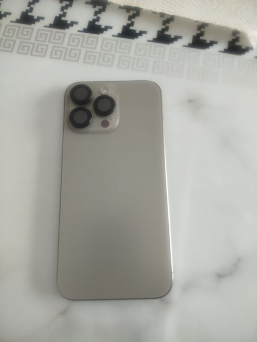 Айфон 15 про мах