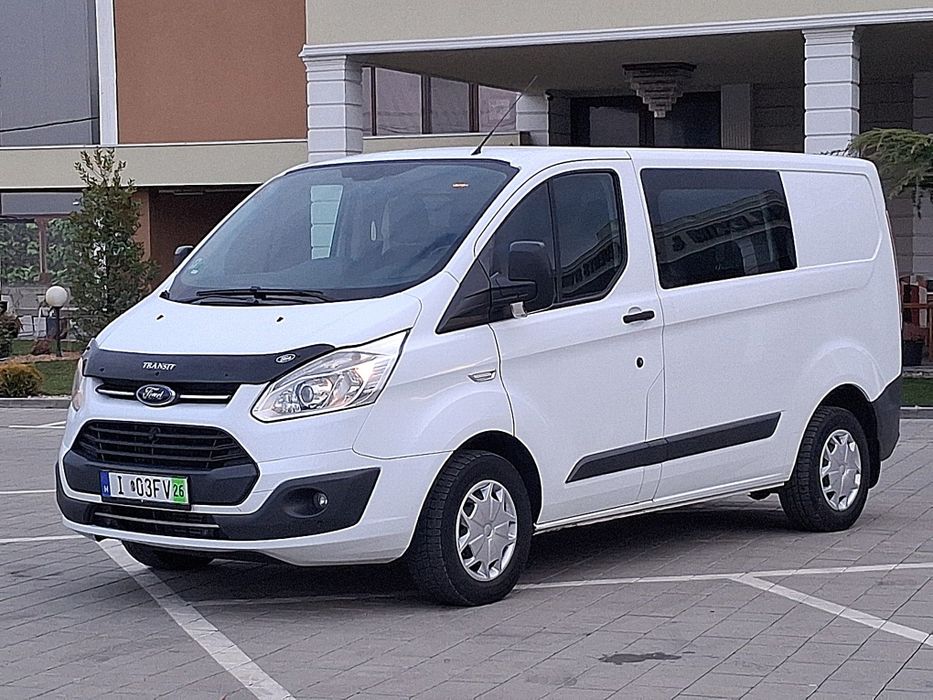 ~Ford Transit Custom~6 locuri si marfa~An 2017~Motor 2l TDCI~Euro6~Carte service~