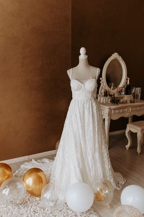 Vand Rochie Mireasa Noua