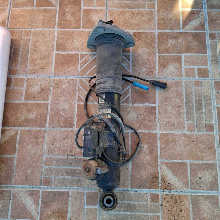 ЕДЦ Е70/E71 EDC Заден десен Амортисьор