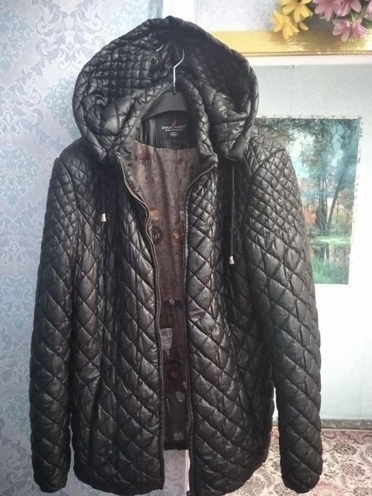 Продам демисезонные куртки