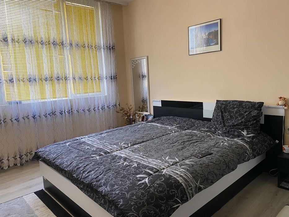 Продава се Тристаен апартамент в Карлово - 95 кв.м за 1043 €/кв.м - Снимка #4