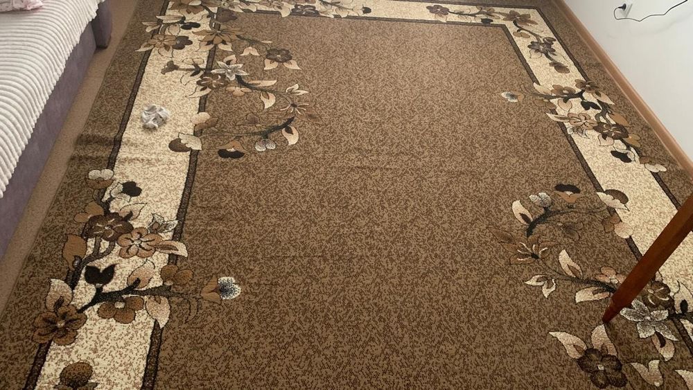 Продам ковёр в хором состоянии