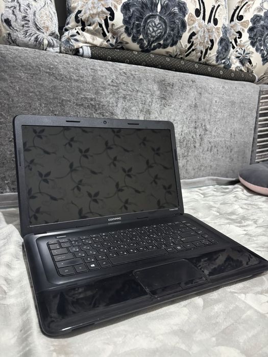 Ноутбук COMPAQ CQ58