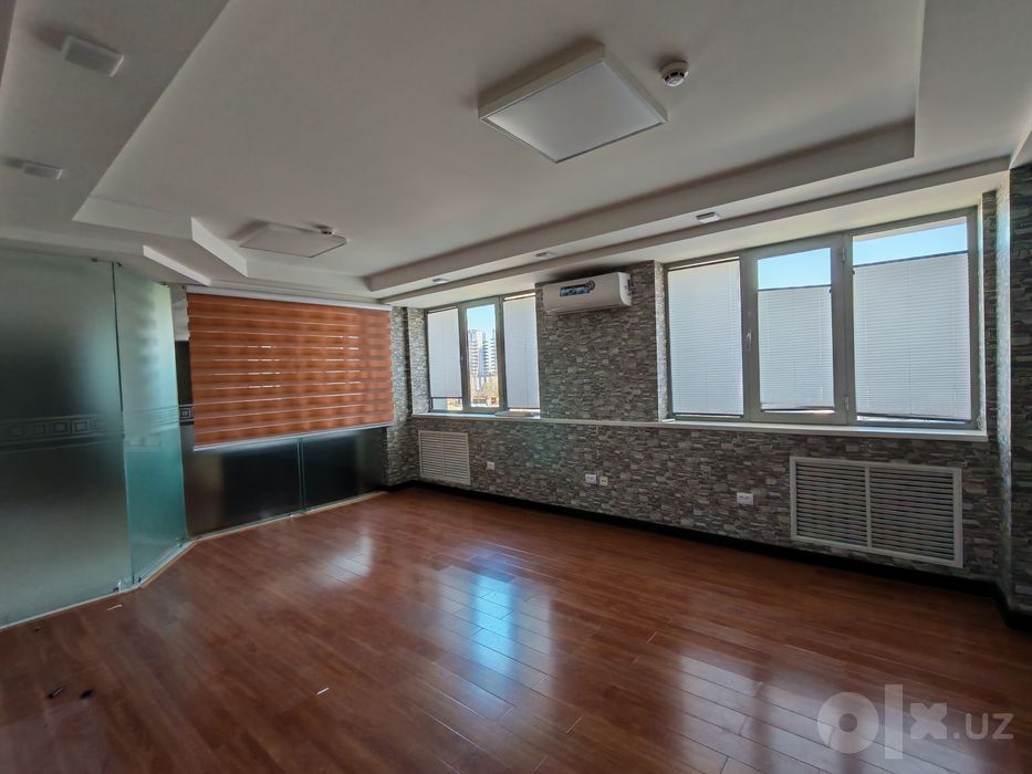 Сдаётся офис 150 м2, 4 кабинета - Госпитальный рынок