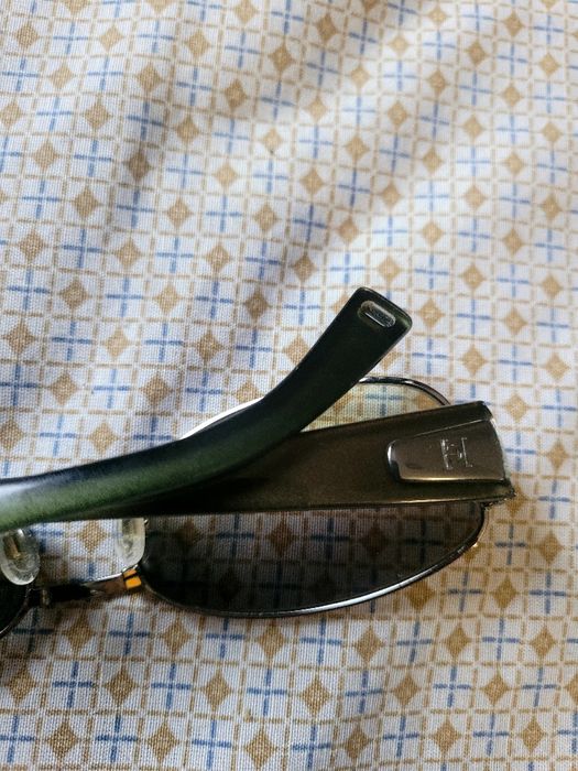 Продавам слънчеви очила Carolina Carrera