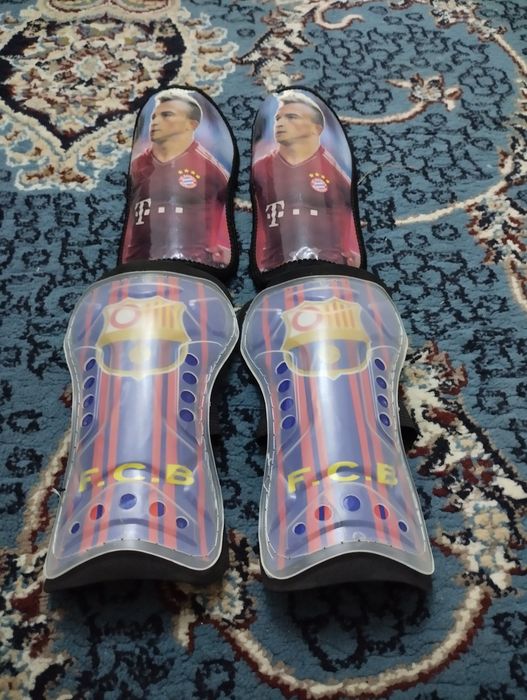 Футбольный щиток для тог