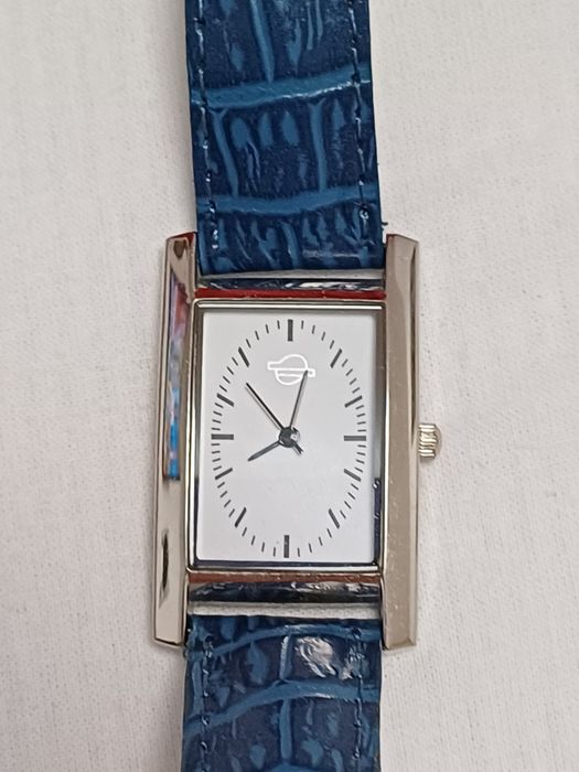 ceas de mana pentru femei