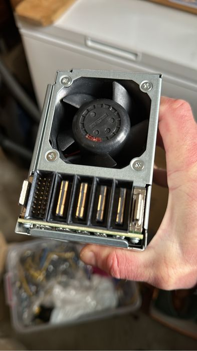 Sursa server DELL 2700W (nou!)