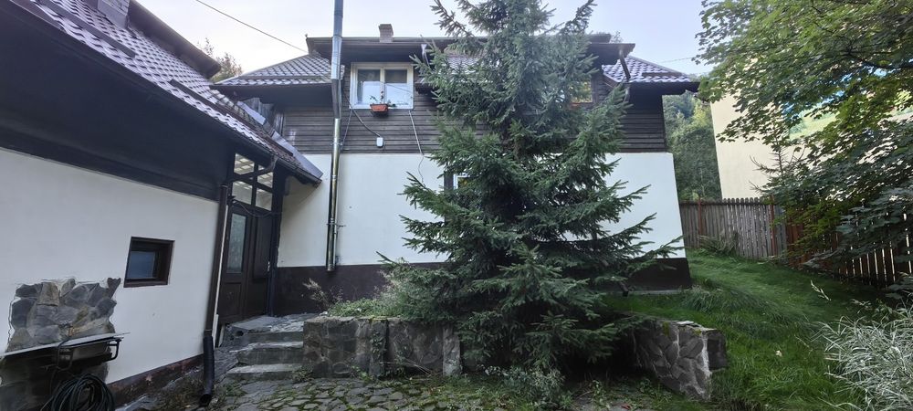 Ideal pentru investitie, pensiune, casa de vacanta