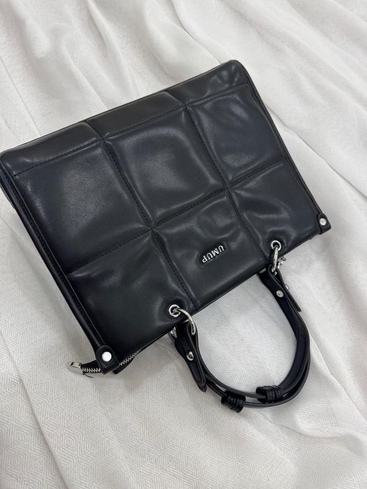 Сумкалар бар қолжетімді