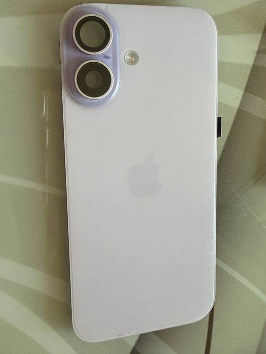 Capac spate iphone 17