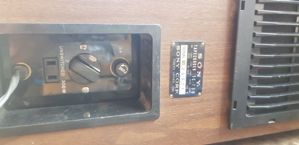 Ролков магнетофон Sony TC-730