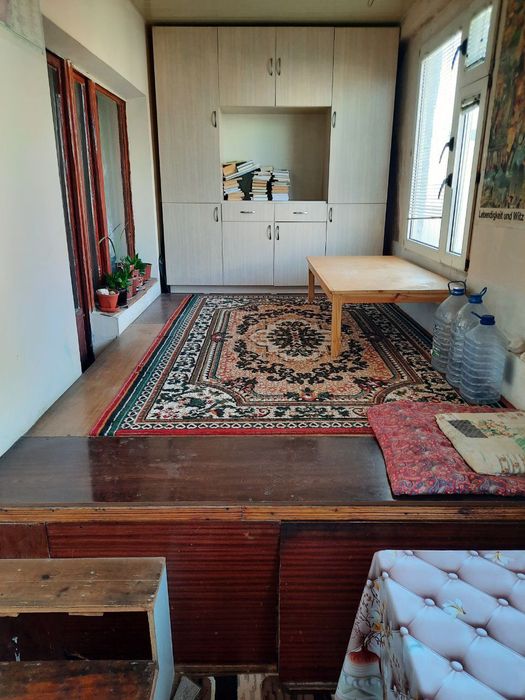 Продаётся 4-х комнатная квартира в Янгихаётском районе