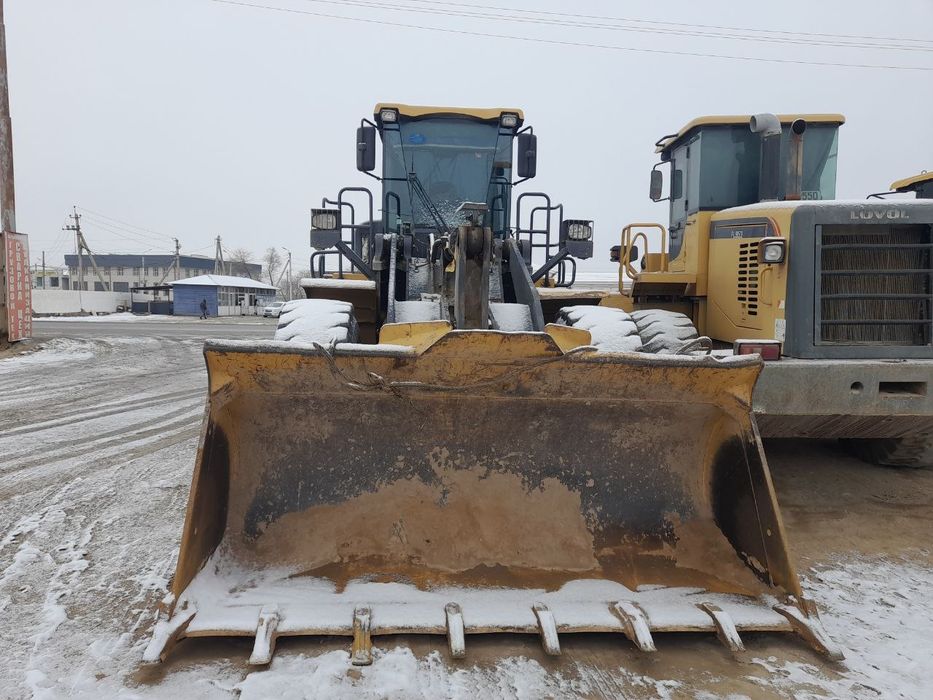 Фронтальный погрузчик 3 куба йили 2019 холати ало